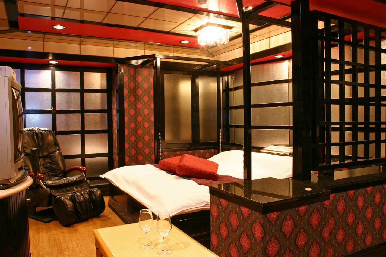 Hotel Chapel Story Sakaihigashi (Adults Only) Сакаі Номер фото