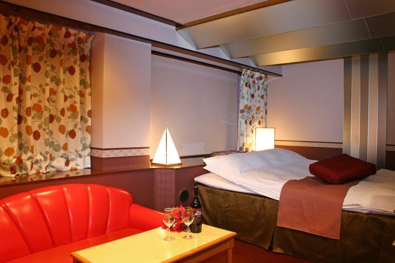 Hotel Chapel Story Sakaihigashi (Adults Only) Сакаі Екстер'єр фото