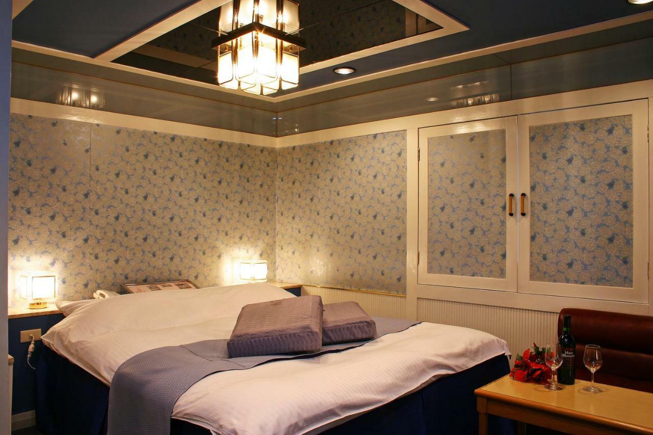 Hotel Chapel Story Sakaihigashi (Adults Only) Сакаі Екстер'єр фото